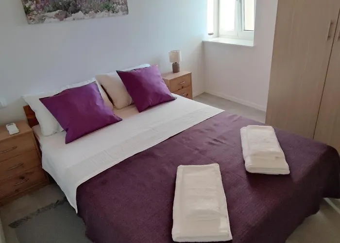 Feriehus Acacia House - Cres Island Orlec