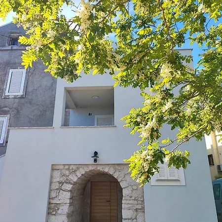 Holiday home Acacia House - Cres Island